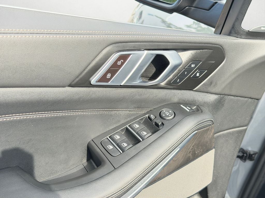 2024 BMW X5 xDrive40i W/ FULL LEATHER INTERIOR!