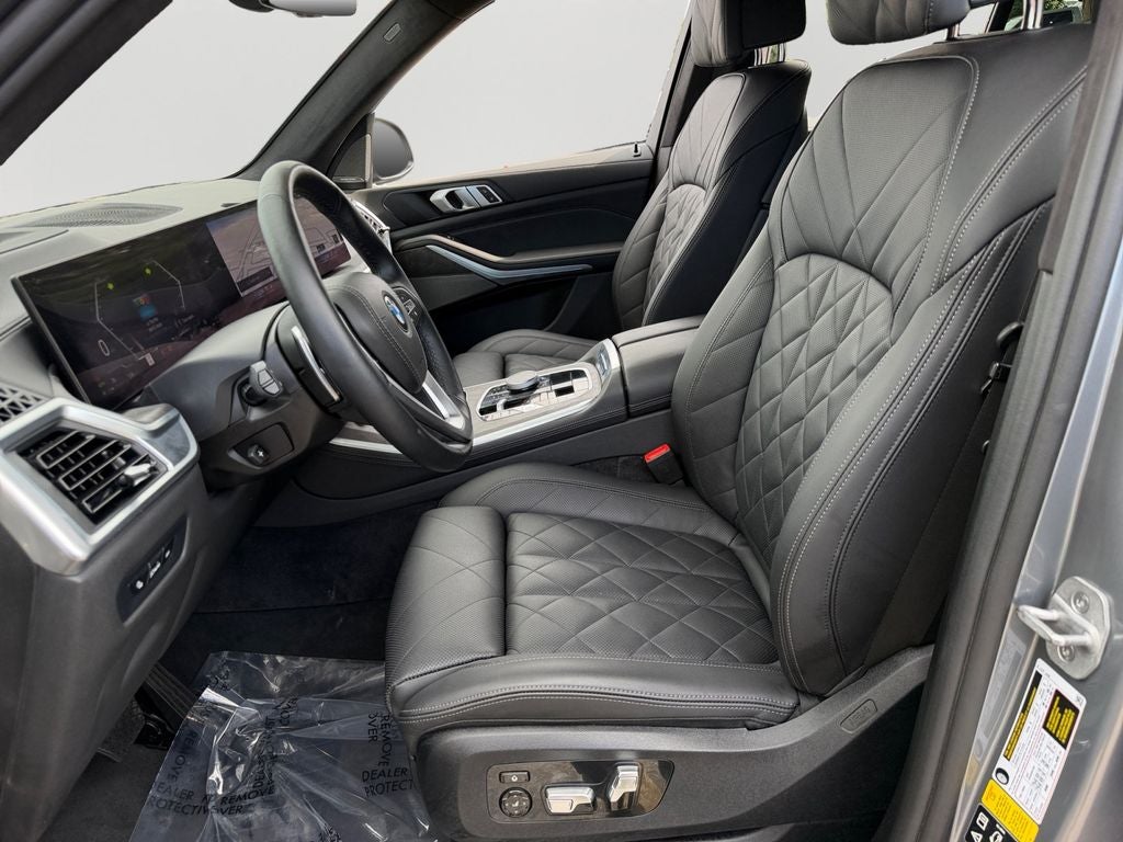 2024 BMW X5 xDrive40i W/ FULL LEATHER INTERIOR!