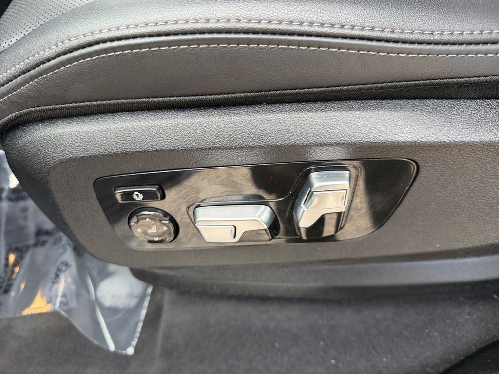 2024 BMW X5 xDrive40i W/ FULL LEATHER INTERIOR!