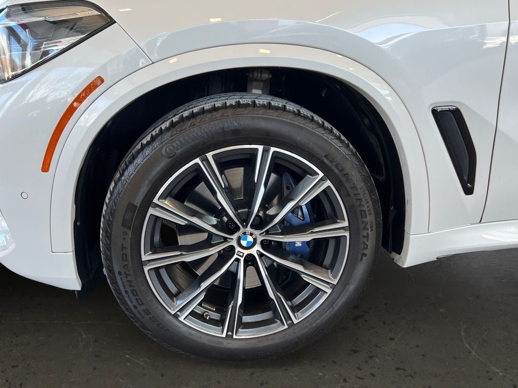 2023 BMW X5 xDrive40i M SPORT w/ Brown Interior!