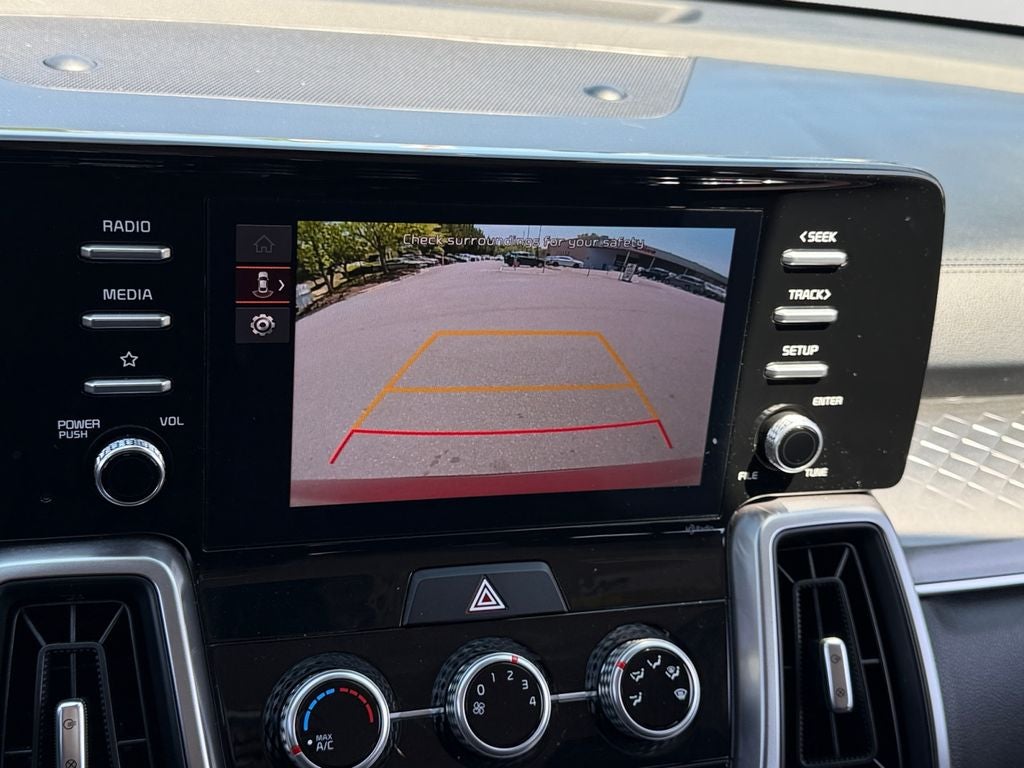 2023 Kia Sorento LX