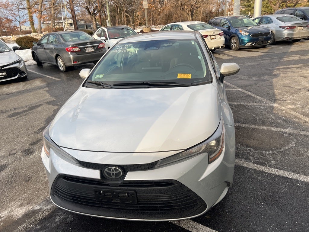 Used 2024 Toyota Corolla LE with VIN 5YFB4MDE2RP132741 for sale in Northfield, Minnesota
