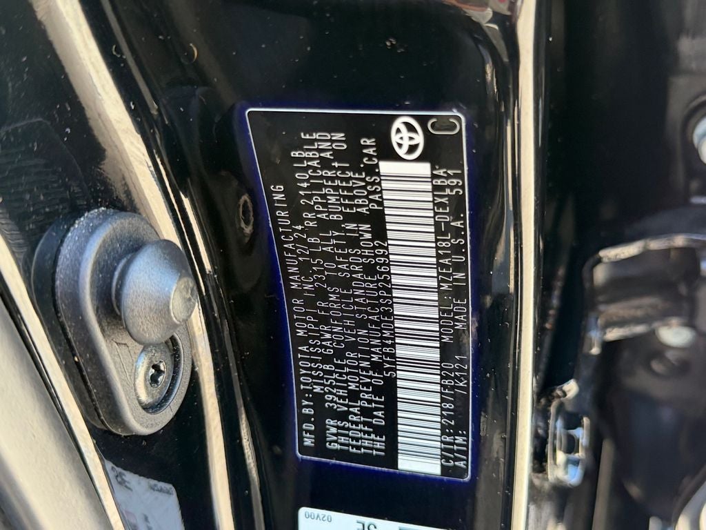 2025 Toyota Corolla LE