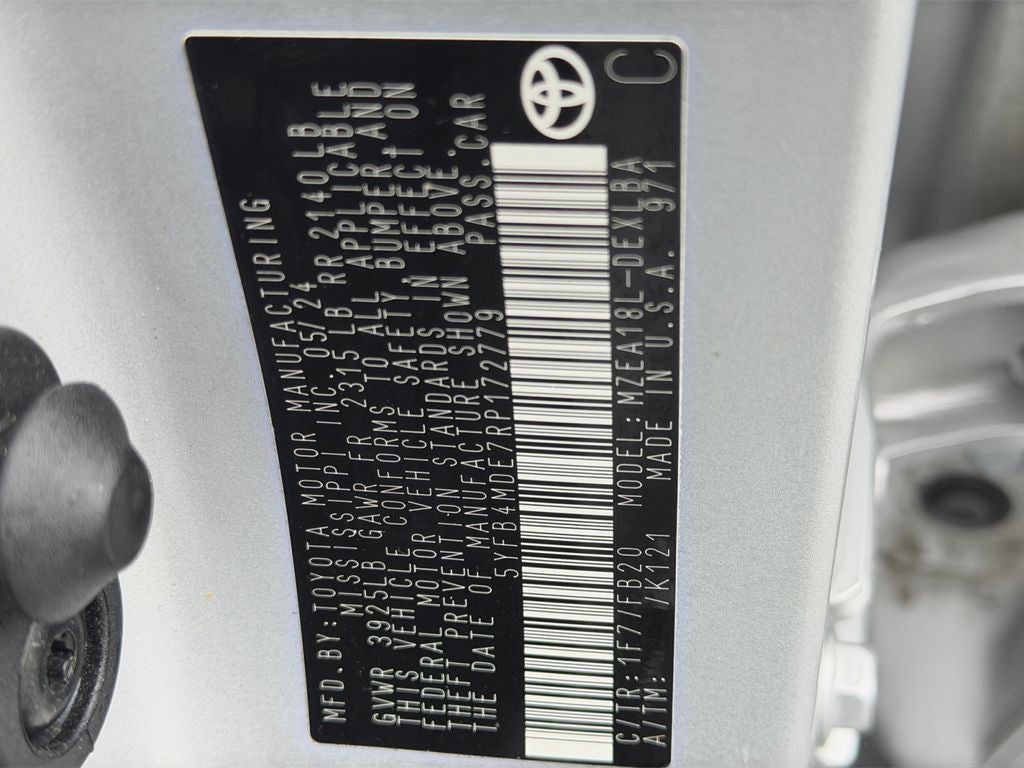 2024 Toyota Corolla LE