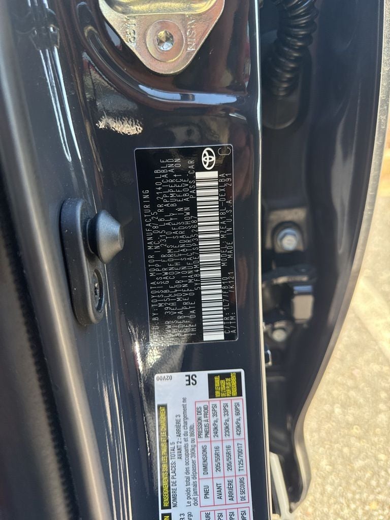 2025 Toyota Corolla LE