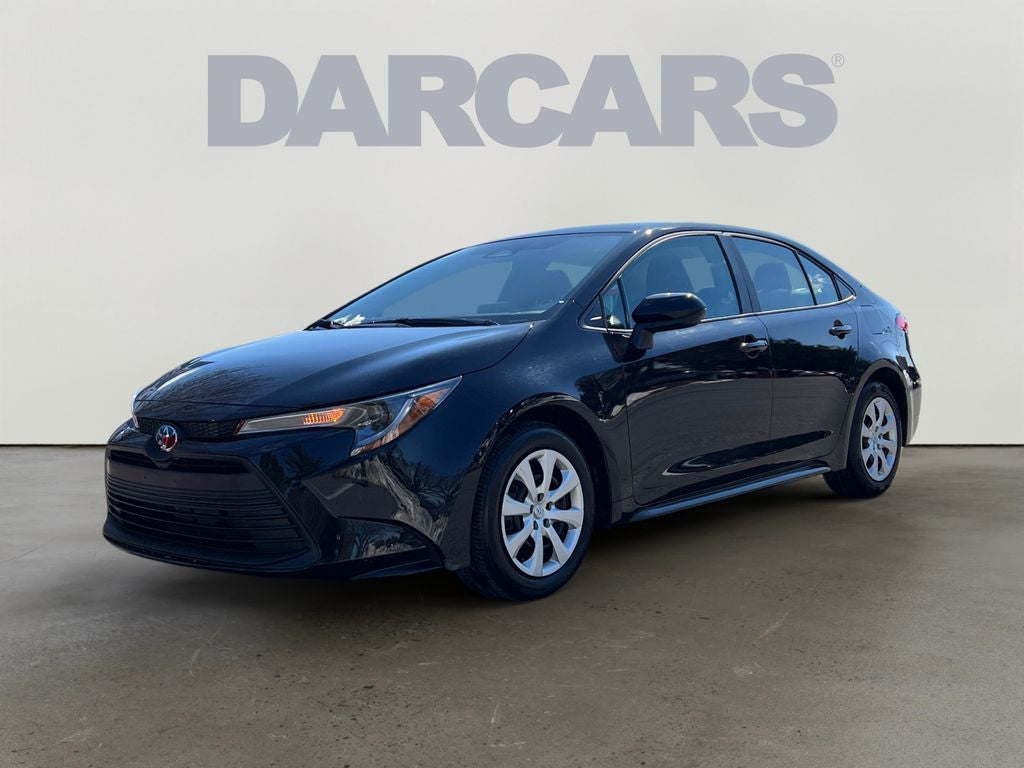 Used 2025 Toyota Corolla LE with VIN 5YFB4MDE8SP319259 for sale in Kansas City