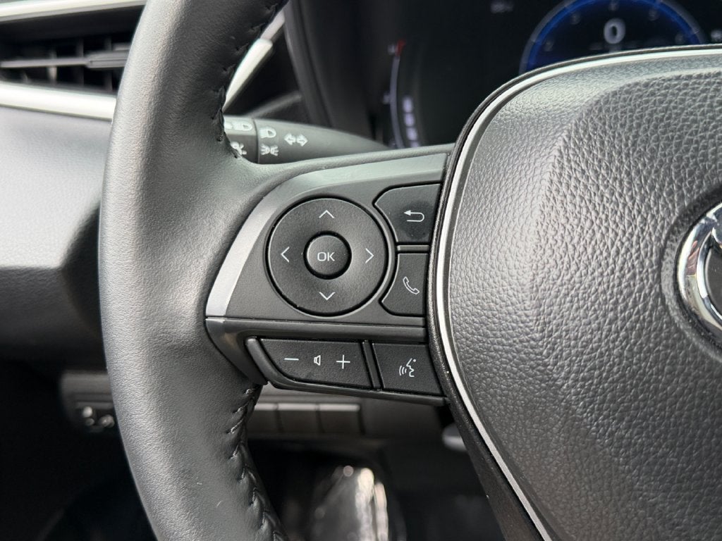 2025 Toyota Corolla SE W/ SUNROOF!
