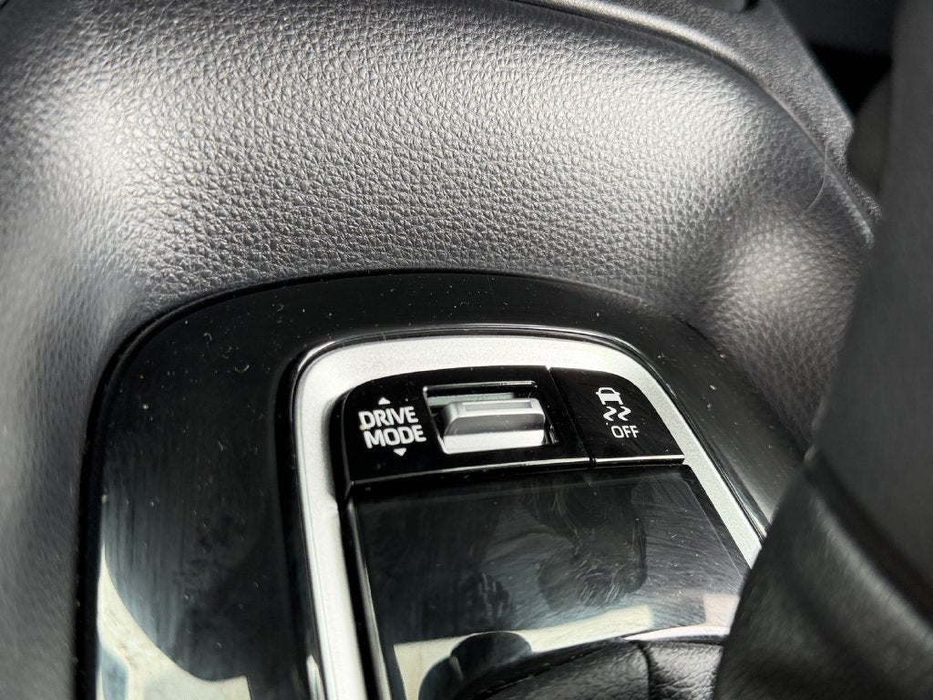 2025 Toyota Corolla SE W/ SUNROOF!