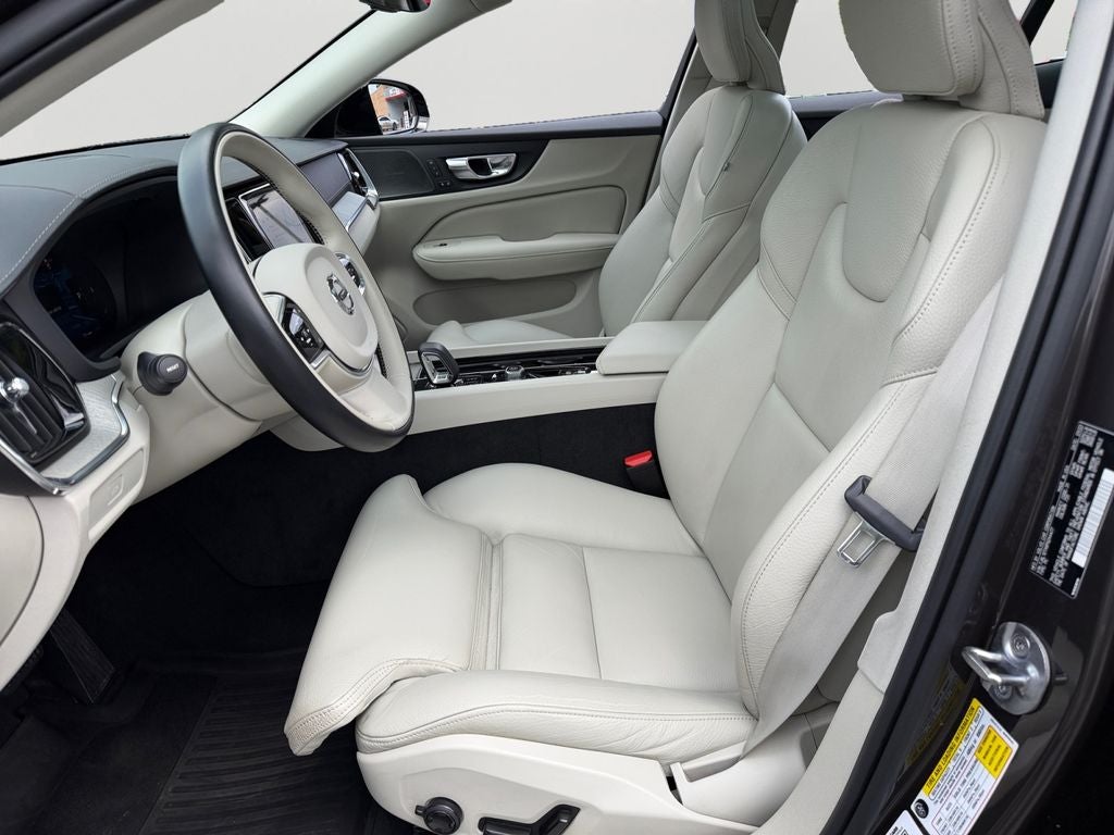 2023 Volvo S60 Ultimate