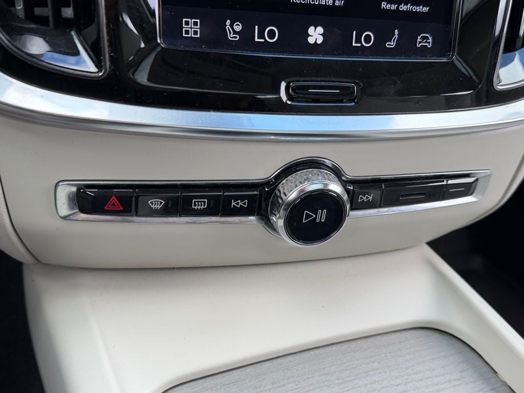 2023 Volvo S60 Ultimate