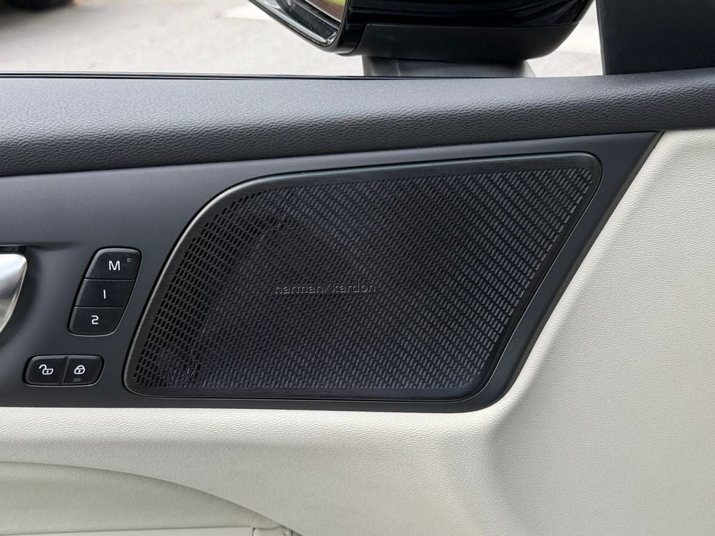 2023 Volvo S60 Ultimate