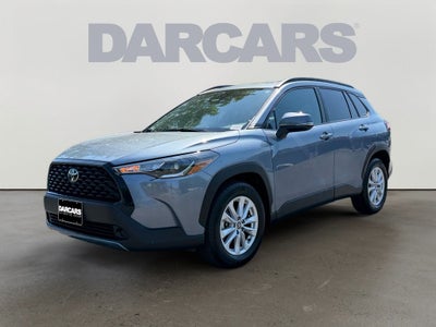 2023 Toyota Corolla Cross LE W/ Sunroof!