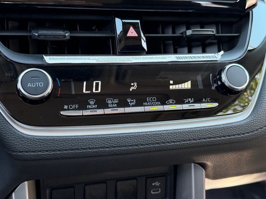 2023 Toyota Corolla Cross LE W/ Sunroof!
