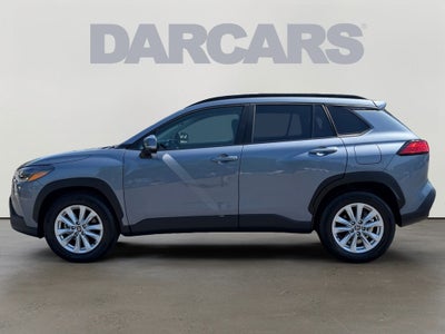 2023 Toyota Corolla Cross LE W/ Sunroof!