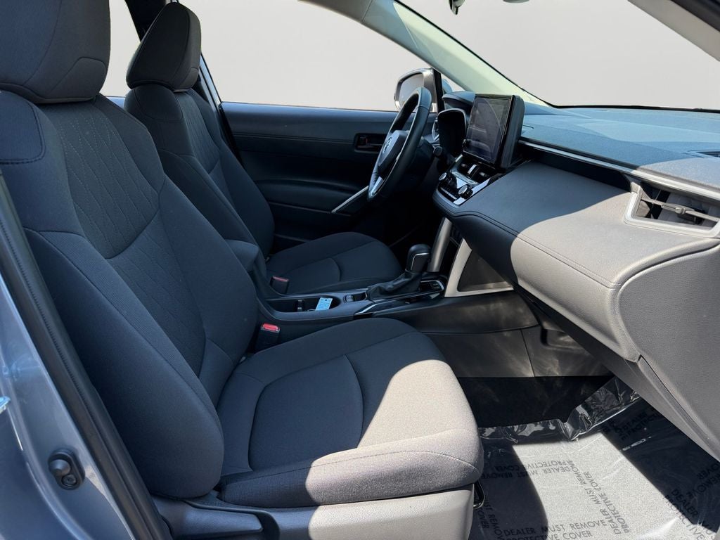 2023 Toyota Corolla Cross LE W/ Sunroof!