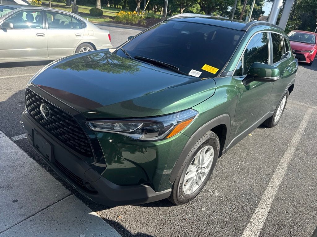 2024 Toyota Corolla Cross LE W/ SUNROOF!