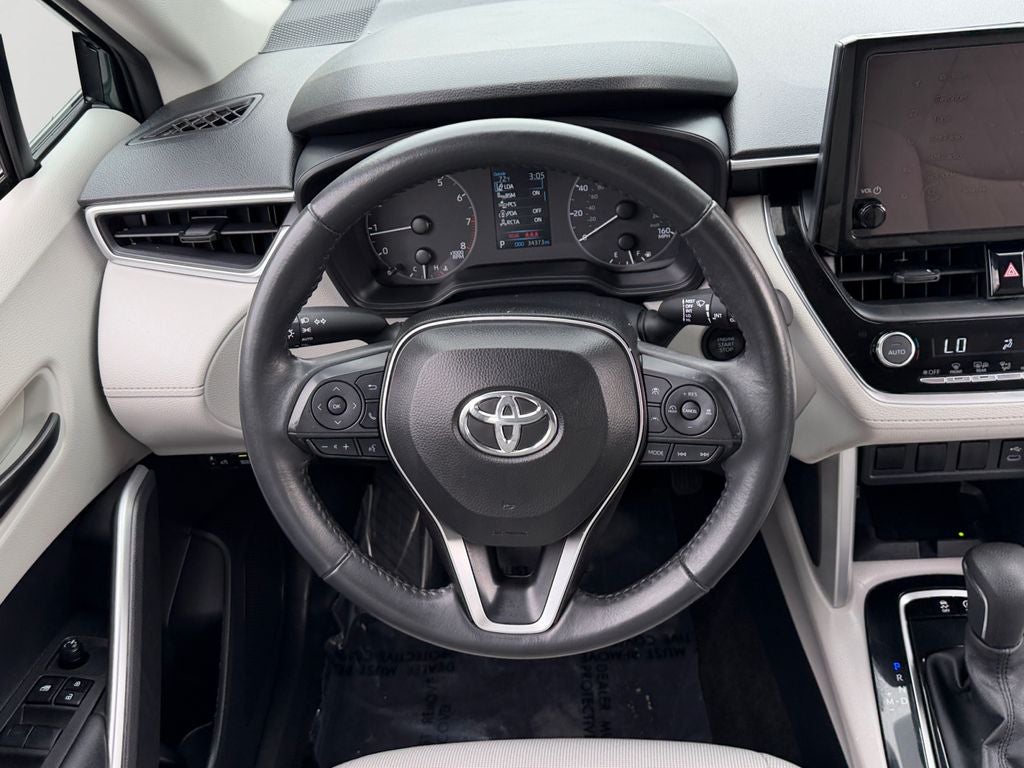2024 Toyota Corolla Cross LE W/ SUNROOF!
