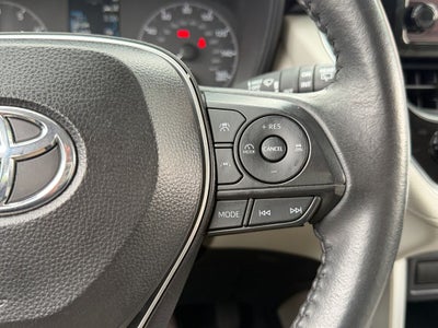 2024 Toyota Corolla Cross LE W/ SUNROOF!