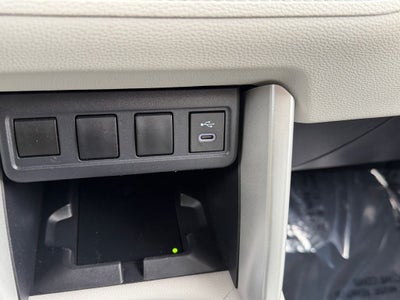 2024 Toyota Corolla Cross LE W/ SUNROOF!