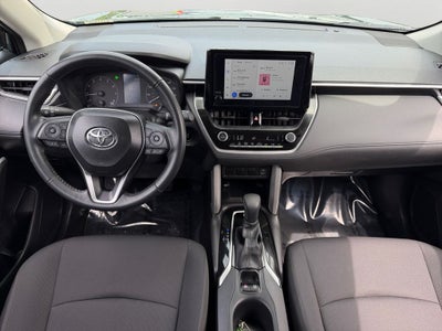 2025 Toyota Corolla Cross LE