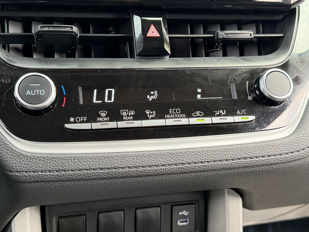 2025 Toyota Corolla Cross LE