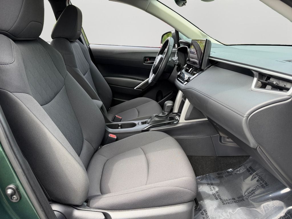 2025 Toyota Corolla Cross LE