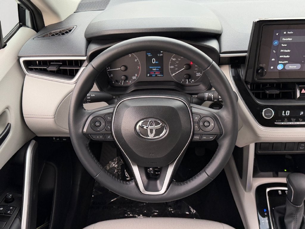 2025 Toyota Corolla Cross LE