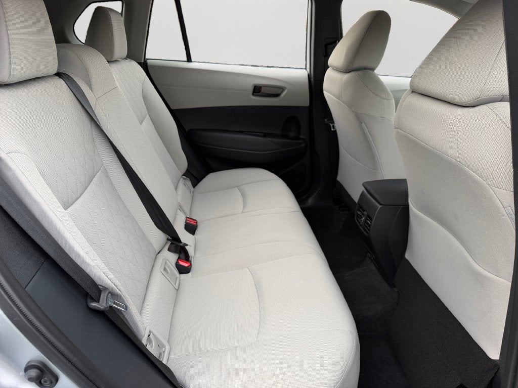 2025 Toyota Corolla Cross LE