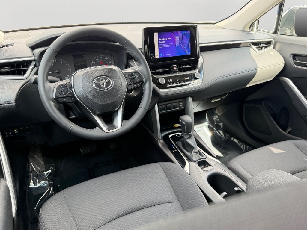 2023 Toyota Corolla Cross LE AWD!