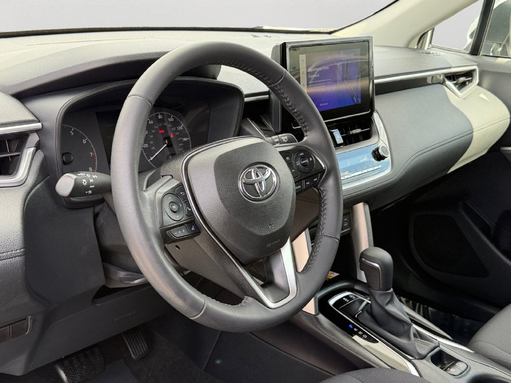 2023 Toyota Corolla Cross LE AWD!