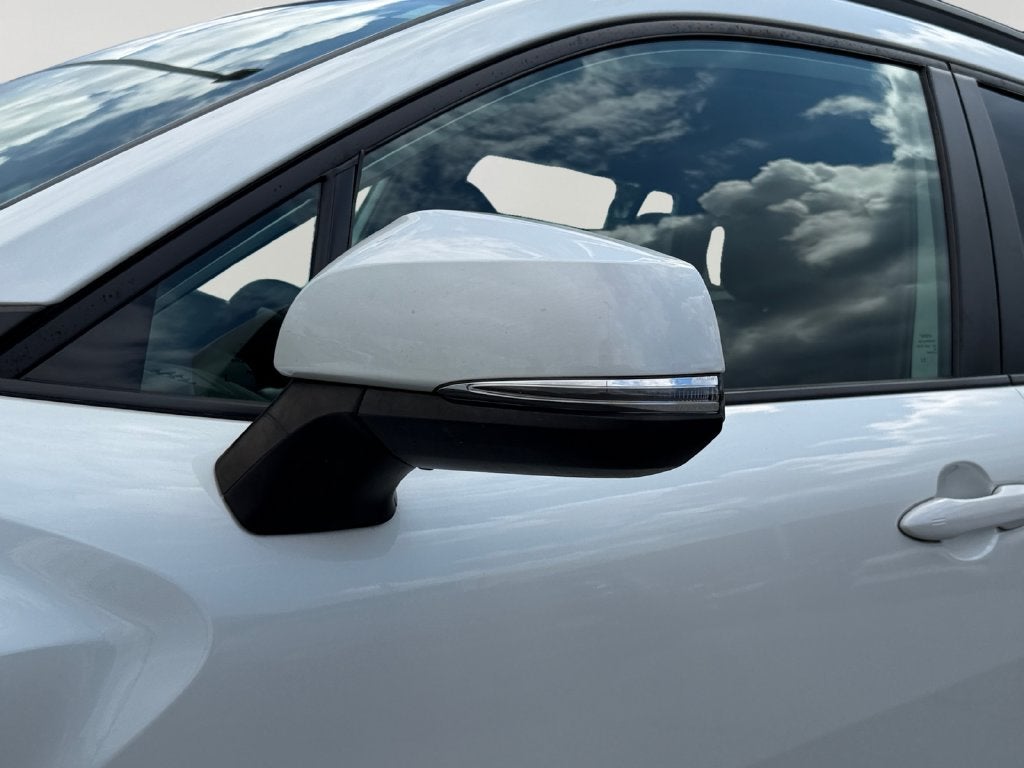2023 Toyota Corolla Cross LE AWD!