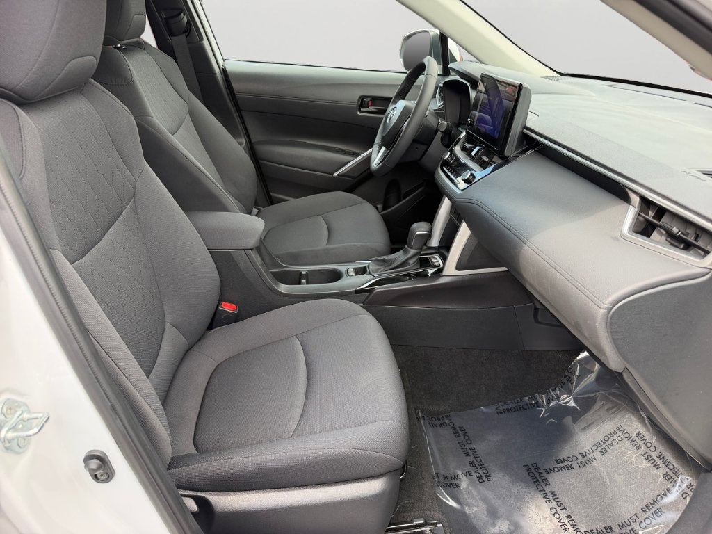 2023 Toyota Corolla Cross LE AWD!