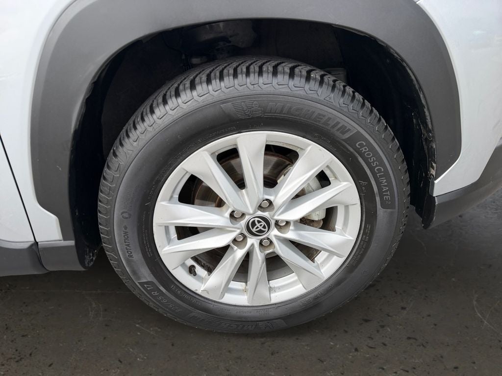 2023 Toyota Corolla Cross LE