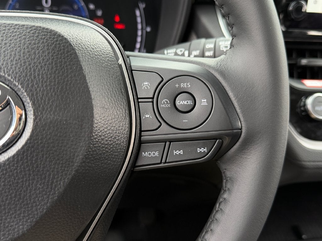 2026 Toyota Corolla Cross LE AWD!