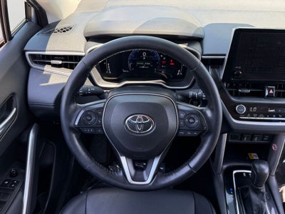 2023 Toyota Corolla Cross XLE