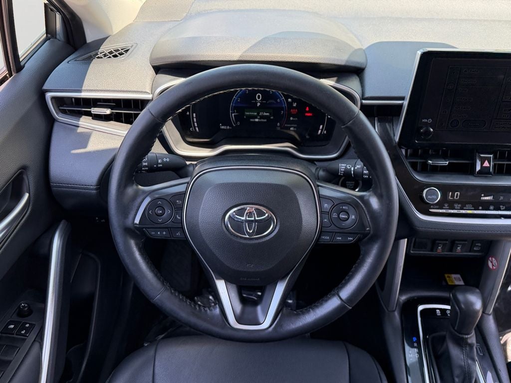 2023 Toyota Corolla Cross XLE