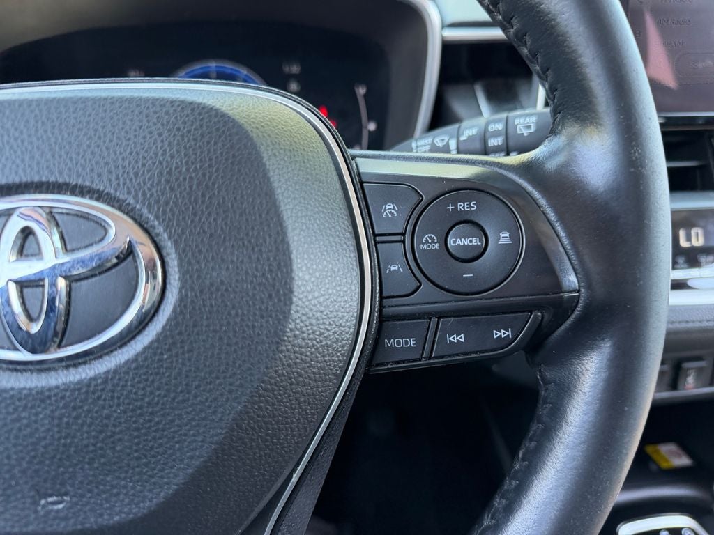 2023 Toyota Corolla Cross XLE