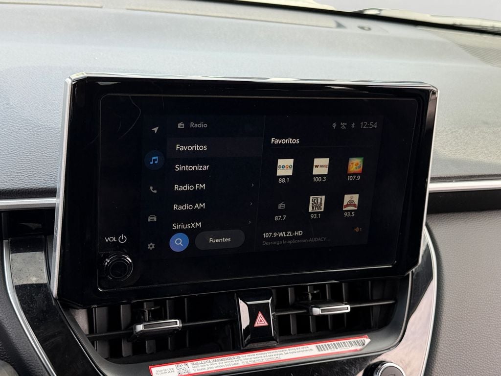 2024 Toyota Corolla Cross XLE