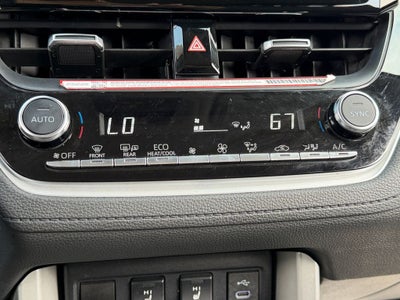 2024 Toyota Corolla Cross XLE