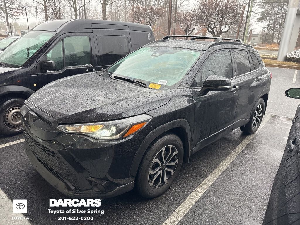 2023 Toyota Corolla Cross Hybrid SE Super Low Miles!