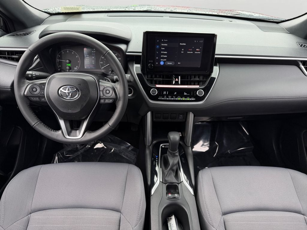 2023 Toyota Corolla Cross Hybrid SE Super Low Miles!