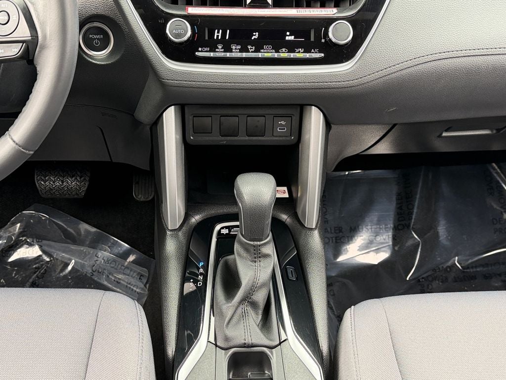 2023 Toyota Corolla Cross Hybrid SE Super Low Miles!
