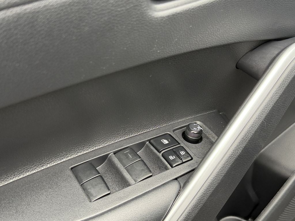 2023 Toyota Corolla Cross Hybrid SE Super Low Miles!
