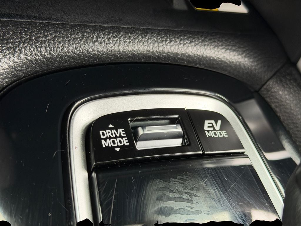 2023 Toyota Corolla Cross Hybrid SE Super Low Miles!