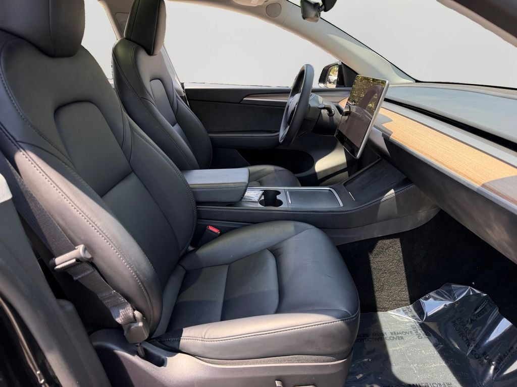 2025 Tesla Model Y Long Range