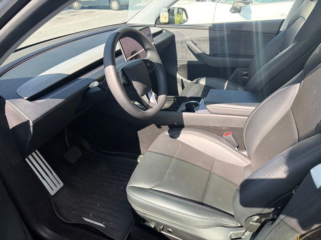 2026 Tesla Model Y Premium