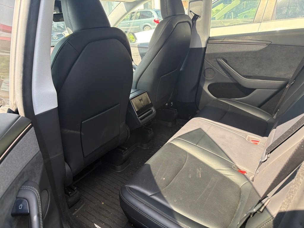 2026 Tesla Model Y Premium