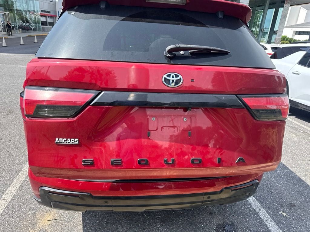 2023 Toyota Sequoia Platinum W/ REAR Entertainment system