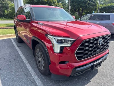 2023 Toyota Sequoia Platinum W/ REAR Entertainment system