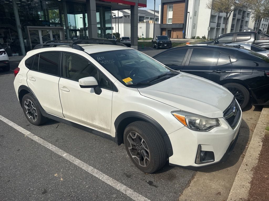 2017 Subaru Crosstrek 2.0i Premium Low Miles!